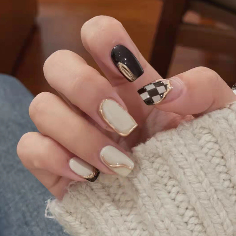 Graffiti Pattern Wearable Fake Nails