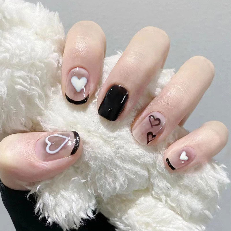 Graffiti Pattern Wearable Fake Nails