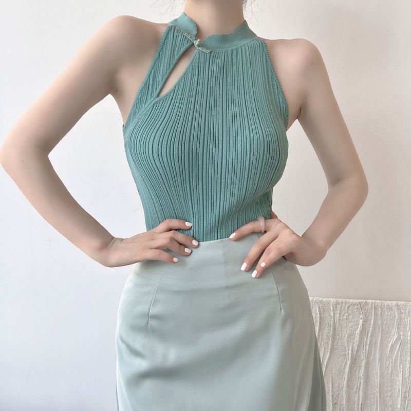 Short Summer Solid Color Top