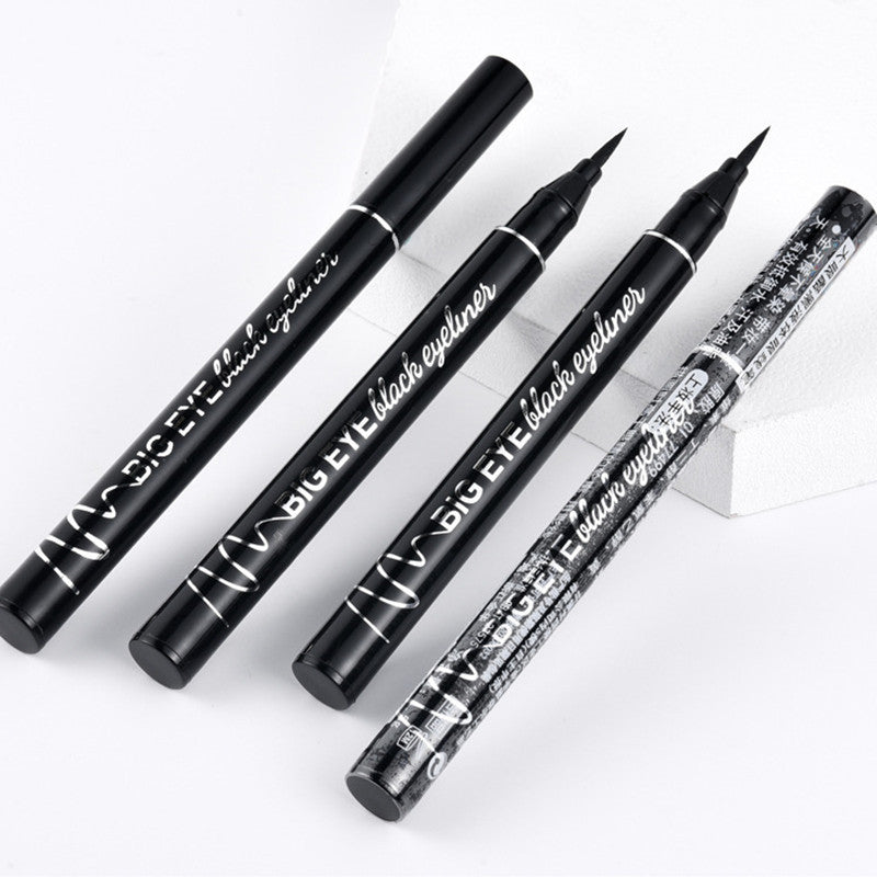 Quick-drying Eyeliner