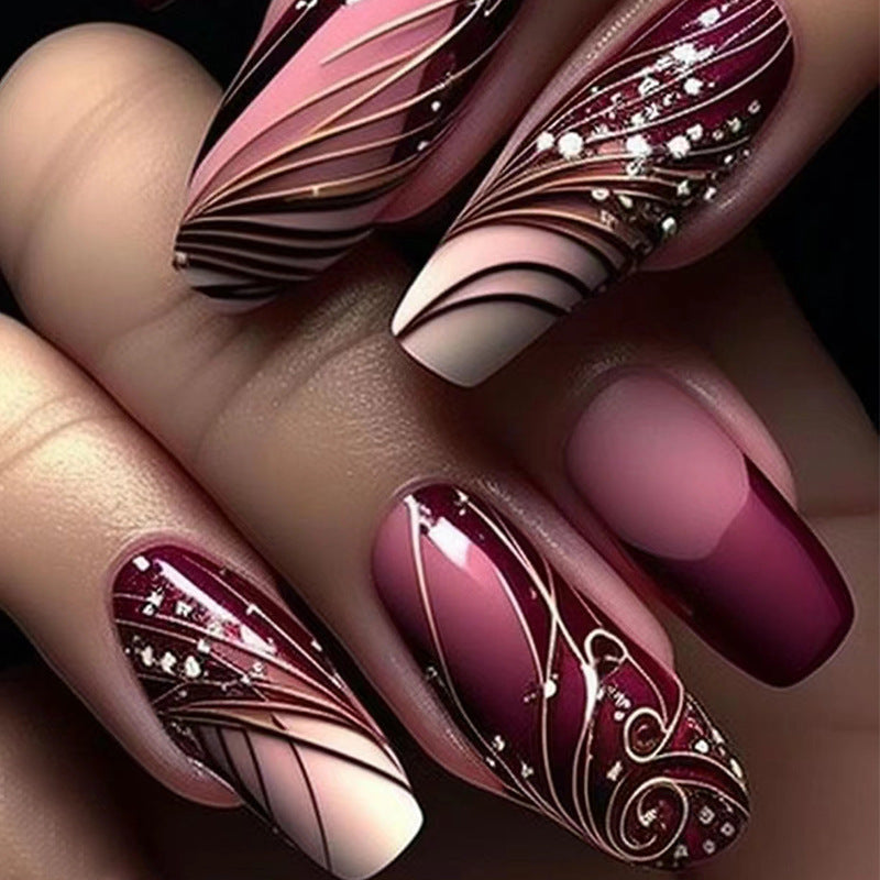 Line Pattern Fake Nails