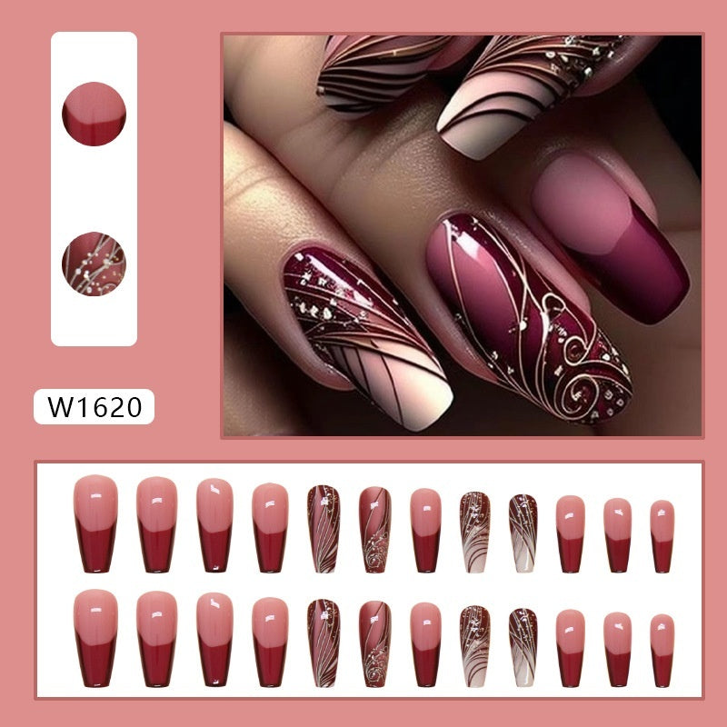 Line Pattern Fake Nails